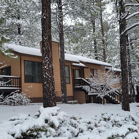 Kathys Cabin, King Bed, Hot Tub, Near-Nau & Downtown Attractions, Perfect Year-Round Mountain Getaway Флагстаф Екстериор снимка